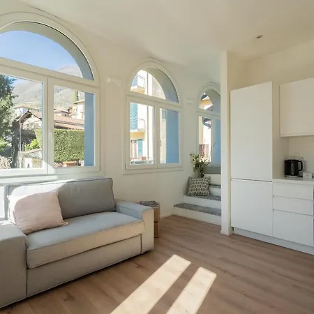 Lovely Corner In The Heart Of The By Rent Apartment Como