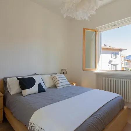 Lovely Corner In The Heart Of The By Rent Apartment *