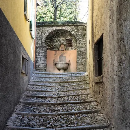 Apartman Lovely Corner In The Heart Of The By Rent Como