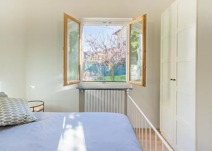 公寓 Lovely Corner In The Heart Of The By Rent *