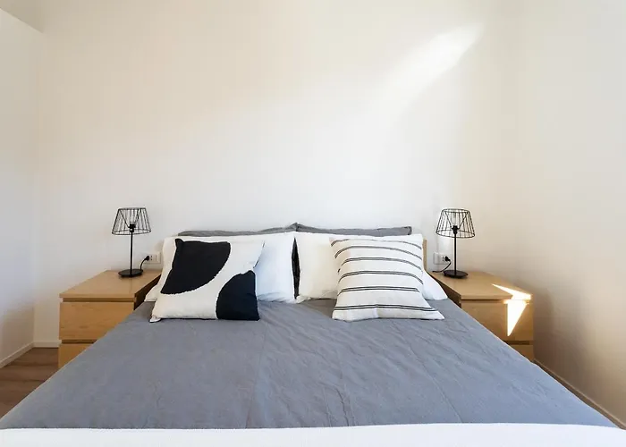 公寓 Lovely Corner In The Heart Of The By Rent