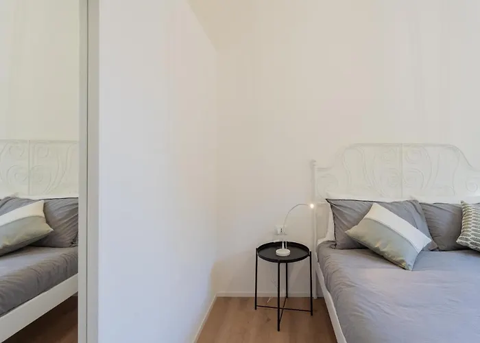 Lovely Corner In The Heart Of The By Rent *