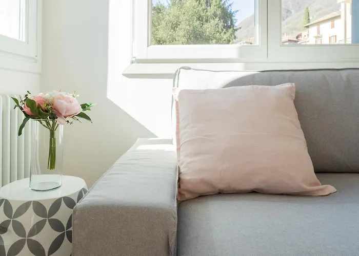 Lovely Corner In The Heart Of The By Rent * 科莫