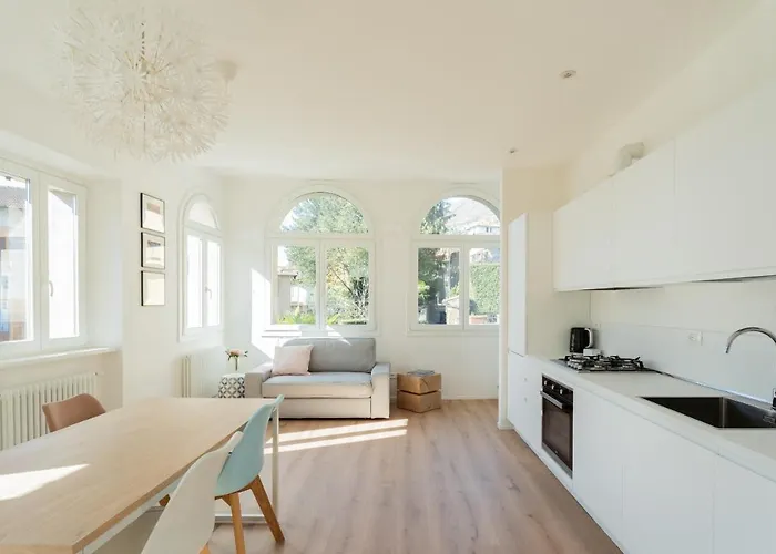 公寓 Lovely Corner In The Heart Of The By Rent