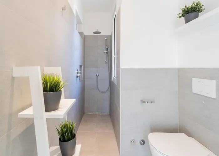 Lovely Corner In The Heart Of The By Rent 公寓 *