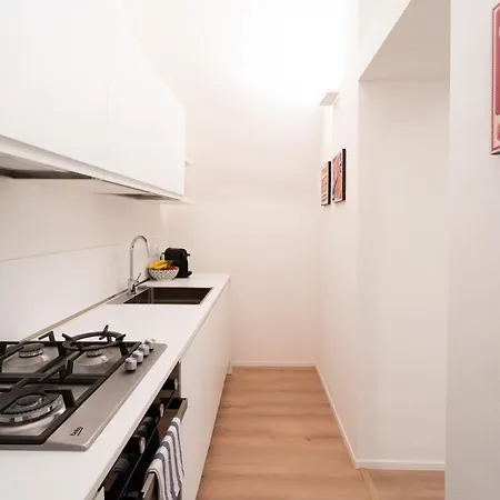 Lovely Corner In The Heart Of The By Rent Apartment *