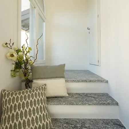 Lovely Corner In The Heart Of The By Rent * Como