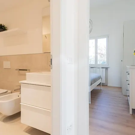 Lovely Corner In The Heart Of The By Rent *