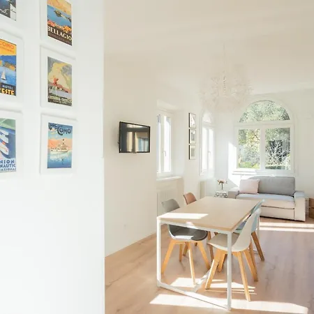 Apartamento Lovely Corner In The Heart Of The By Rent